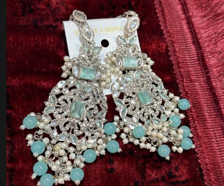 Blue Kundan